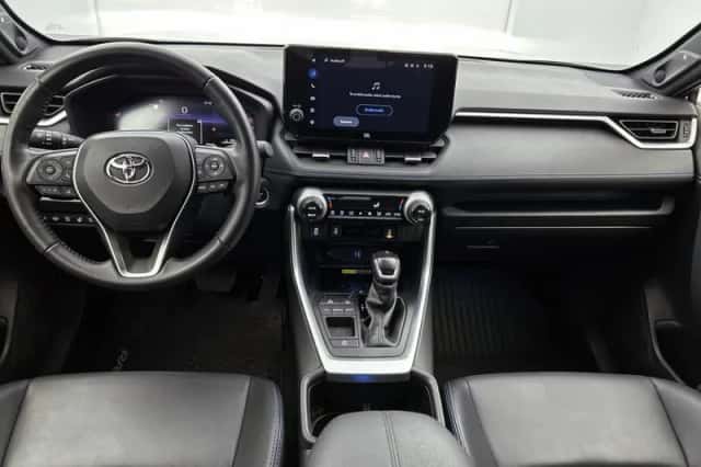 Toyota RAV4 (2024) thumbnail 4