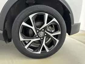 Toyota C-HR (2020) thumbnail 22