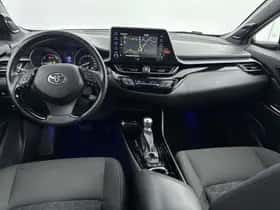 Toyota C-HR (2020) thumbnail 4