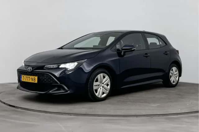Toyota Corolla (2023) thumbnail 1