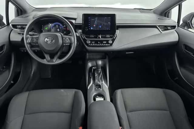 Toyota Corolla (2023) thumbnail 5