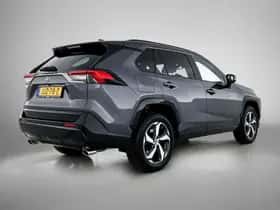 Toyota RAV4 (2025) thumbnail 2