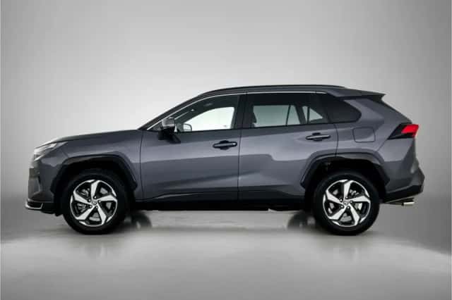 Toyota RAV4 (2025) thumbnail 3