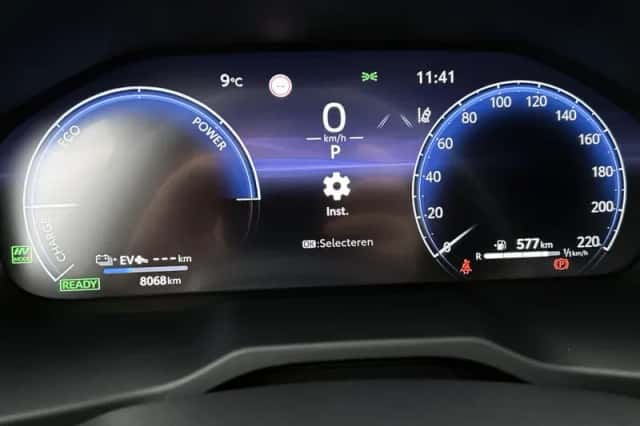Toyota RAV4 (2025) thumbnail 5