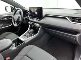 Toyota RAV4 (2025) thumbnail 6