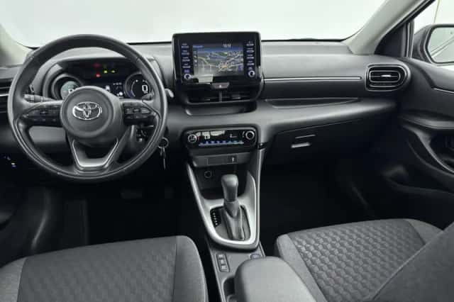 Toyota Yaris (2022) thumbnail 4