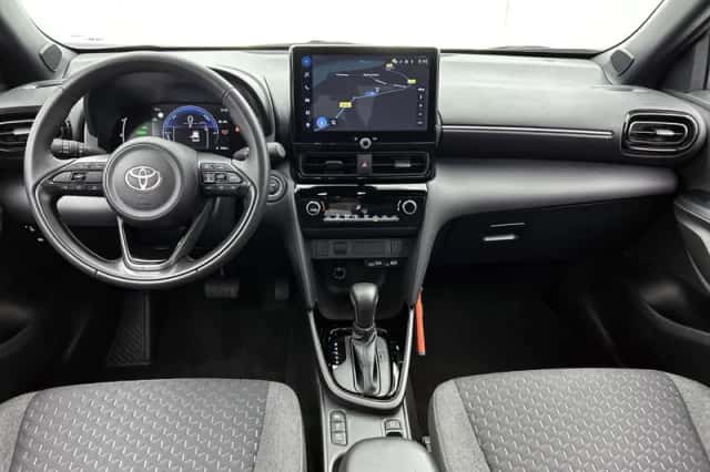 Toyota Yaris_Cross (2025) thumbnail 4