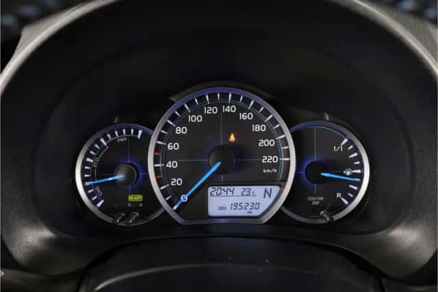 Toyota Yaris (2013) thumbnail 5