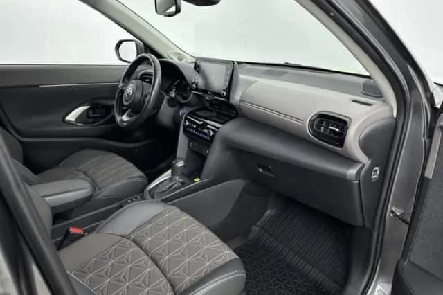 Toyota Yaris_Cross (2022) thumbnail 6