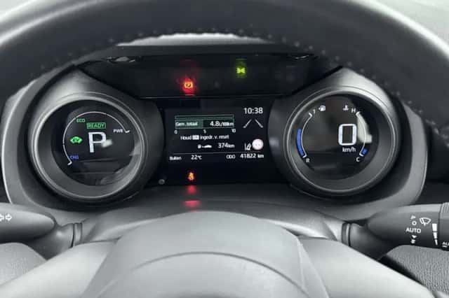 Toyota Yaris (2022) thumbnail 5
