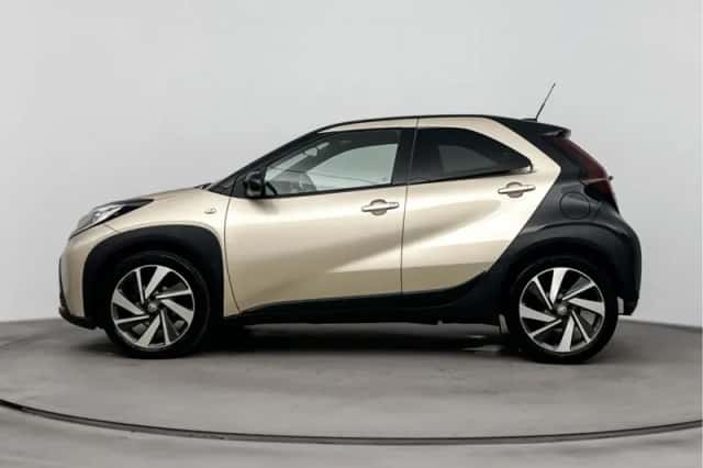 Toyota Aygo (2023) thumbnail 3