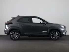 Toyota Yaris_Cross (2025) thumbnail 3