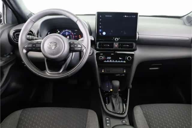 Toyota Yaris_Cross (2025) thumbnail 5