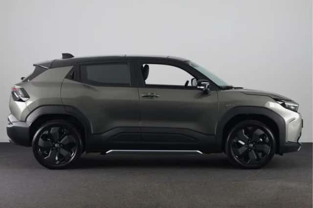 Toyota Urban_Cruiser (2026) thumbnail 3