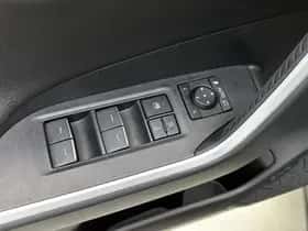 Toyota RAV4 (2025) thumbnail 22