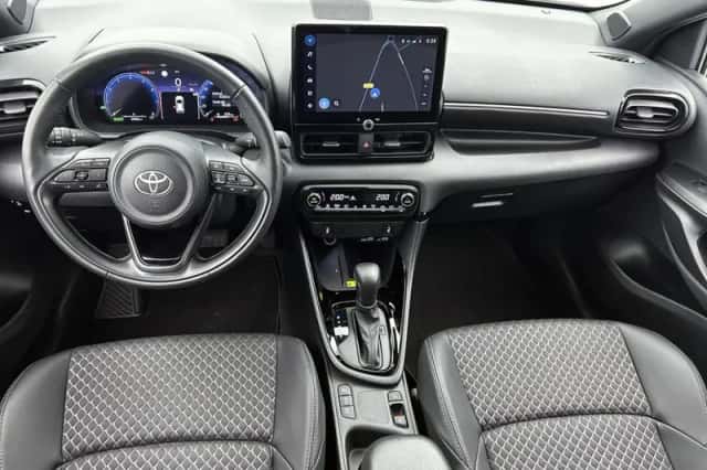 Toyota Yaris (2025) thumbnail 6