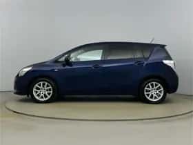 Toyota Verso (2013) thumbnail 3