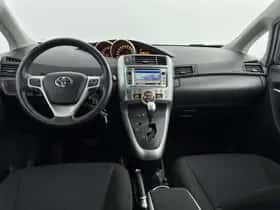Toyota Verso (2013) thumbnail 4