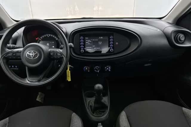 Toyota Aygo (2023) thumbnail 4