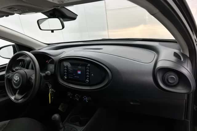 Toyota Aygo (2023) thumbnail 6