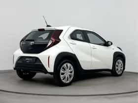 Toyota Aygo (2023) thumbnail 2