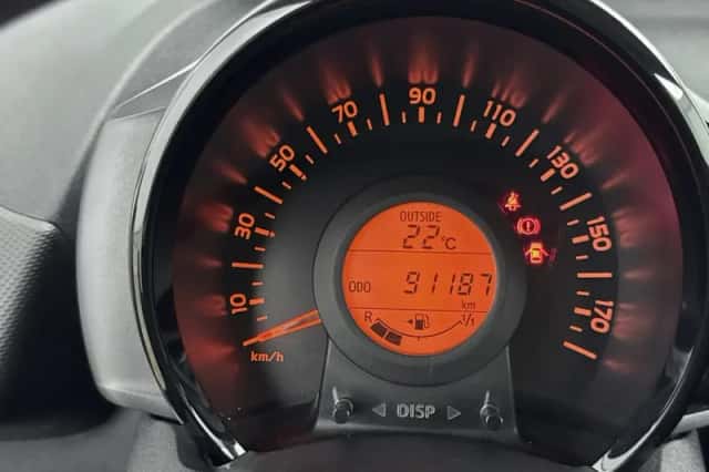 Toyota Aygo (2021) thumbnail 5