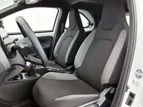 Toyota Aygo (2024) thumbnail 15