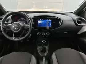 Toyota Aygo (2024) thumbnail 4