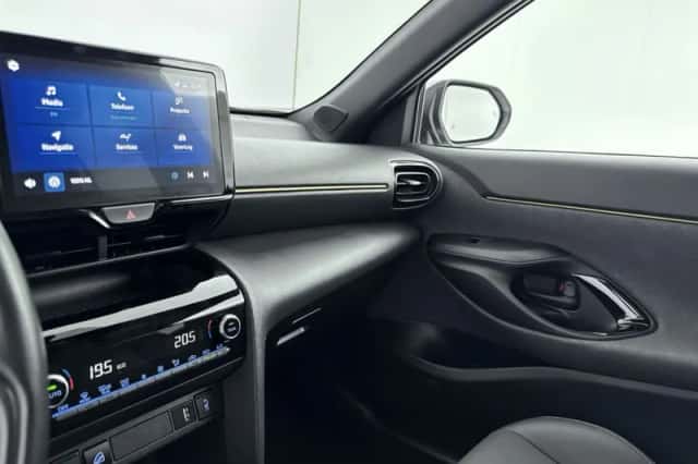 Toyota Yaris_Cross (2021) thumbnail 6
