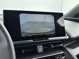Toyota C-HR (2025) thumbnail 8