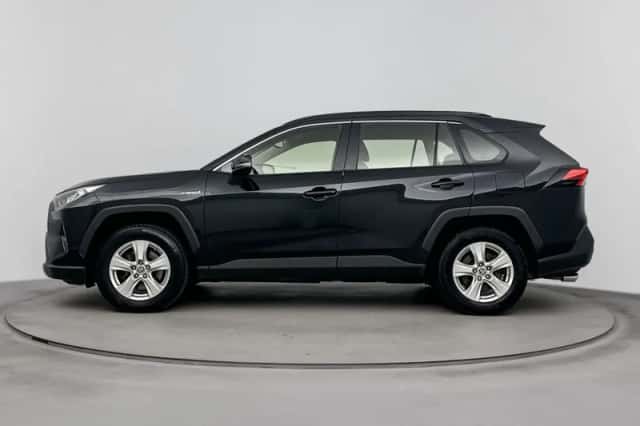 Toyota RAV4 (2021) thumbnail 3