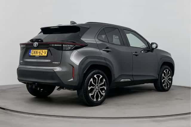 Toyota Yaris_Cross (2023) thumbnail 2
