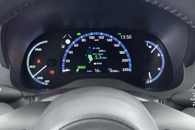 Toyota Yaris_Cross (2023) thumbnail 5
