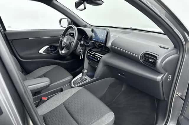 Toyota Yaris_Cross (2023) thumbnail 6