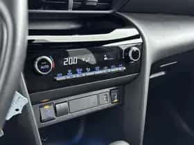 Toyota Yaris_Cross (2023) thumbnail 10