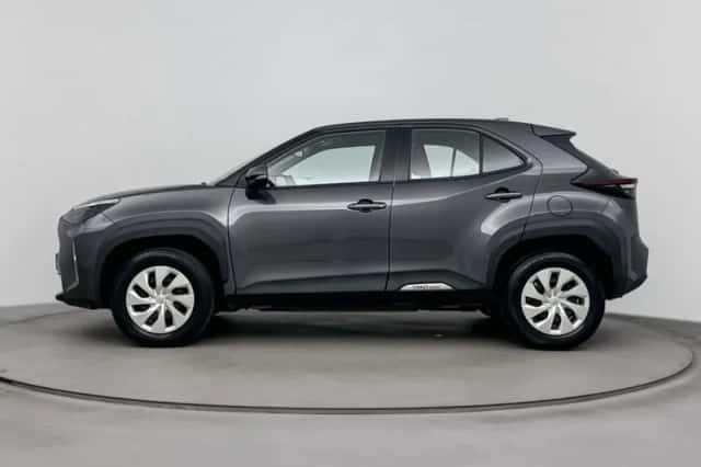 Toyota Yaris_Cross (2024) thumbnail 3