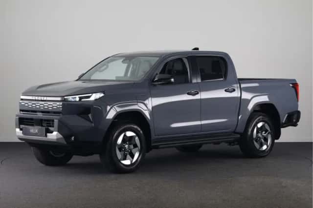 Toyota Hilux (2026) thumbnail 1