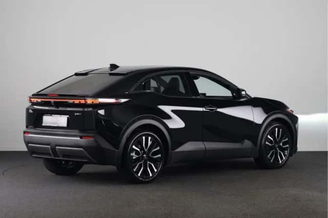 Toyota C-HR+ (2026) thumbnail 2