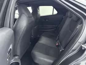 Toyota C-HR (2024) thumbnail 18