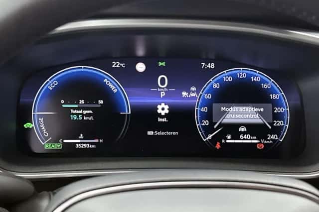 Toyota Corolla_Touring_Sports (2025) thumbnail 5