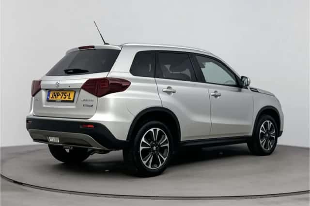 Suzuki Vitara (2024) thumbnail 2