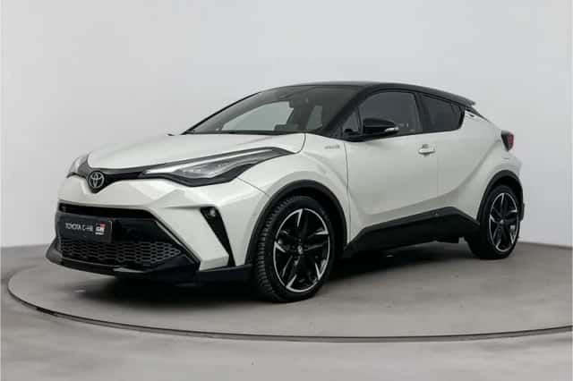 Toyota C-HR (2021) thumbnail 1