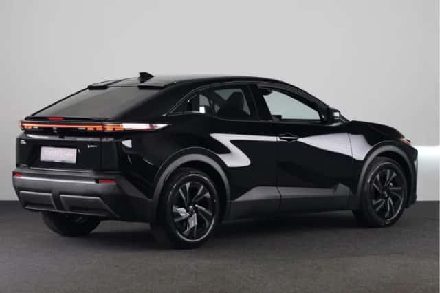 Toyota C-HR+ (2026) thumbnail 2