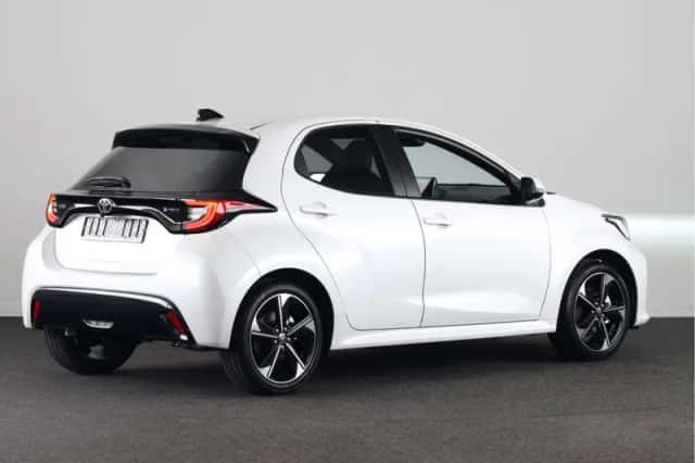 Toyota Yaris (2026) thumbnail 2