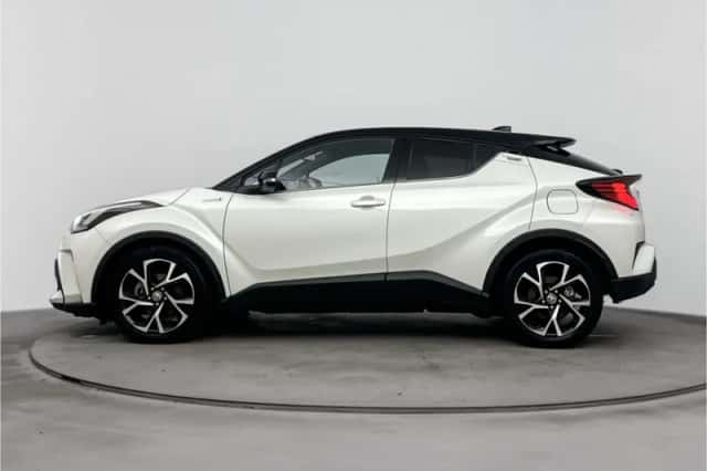 Toyota C-HR (2021) thumbnail 3