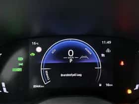 Toyota Yaris_Cross (2024) thumbnail 5