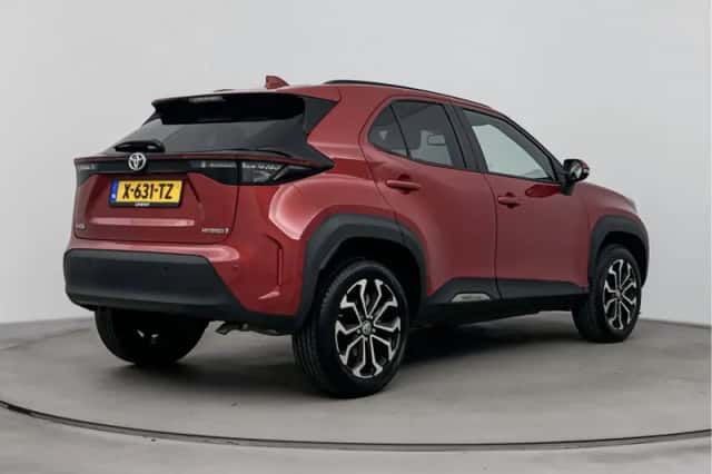 Toyota Yaris_Cross (2024) thumbnail 2