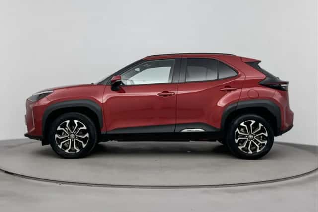 Toyota Yaris_Cross (2024) thumbnail 3