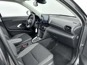 Toyota Yaris_Cross (2023) thumbnail 6