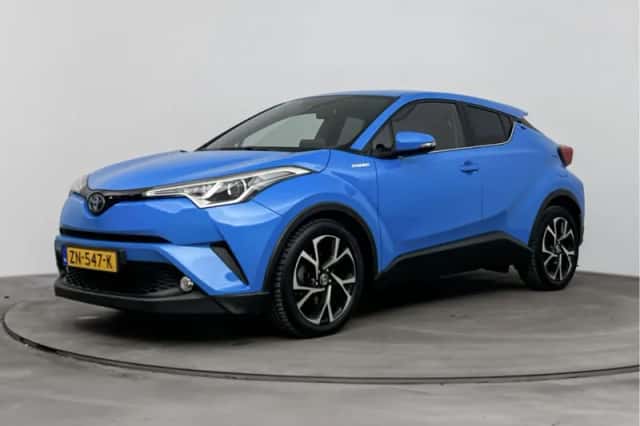 Toyota C-HR (2019) thumbnail 1